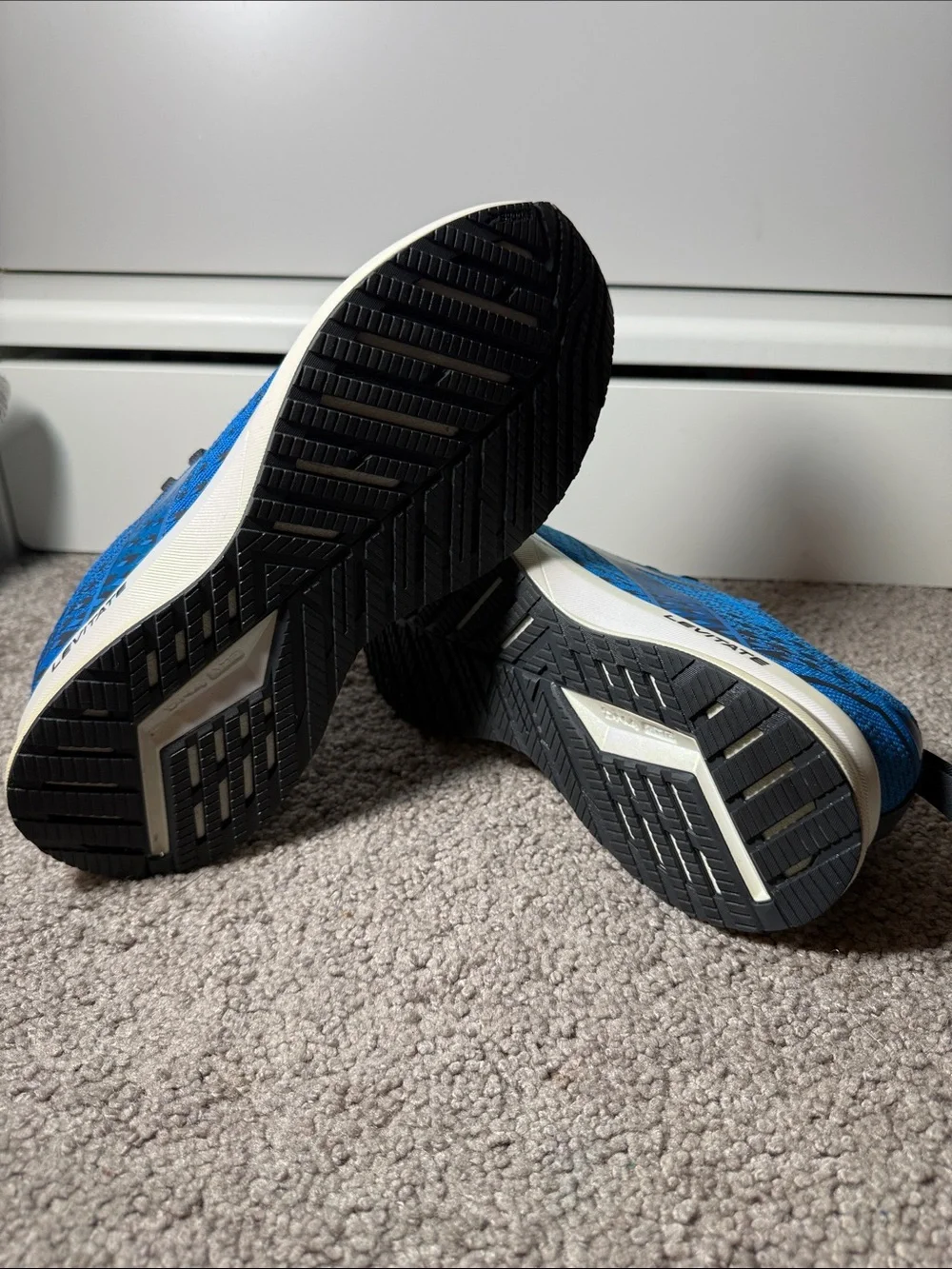 Brooks cushioned levitate